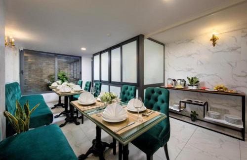 Tu Liem Hotel | Family-Friendly Binh Nguyen Hotel in Me Tri Awaits You