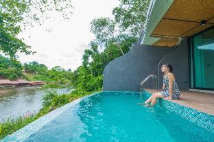 Tha Sao Hotel | Relaxing Binlha Raft Resort with Oceanfront Pool Access