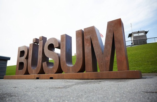 Busum Apartment | Top-Rated Binnendiek Resort Büsum - Family-Friendly Retreat