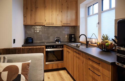 Busum Apartment | Top-Rated Binnendiek Resort Büsum: Comfort Apartment Awaits