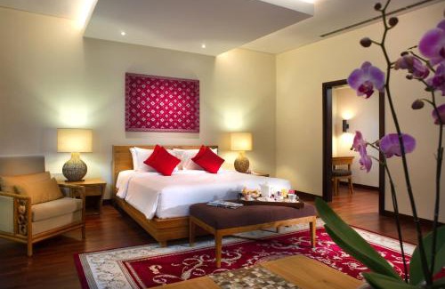 Kartika Plaza Villa | Exclusive Bintang Bali Villa: Oceanfront Oasis with Spa