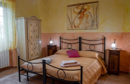 Sorano House | Pet-Friendly Bio Agriturismo Aia del Tufo with Breakfast