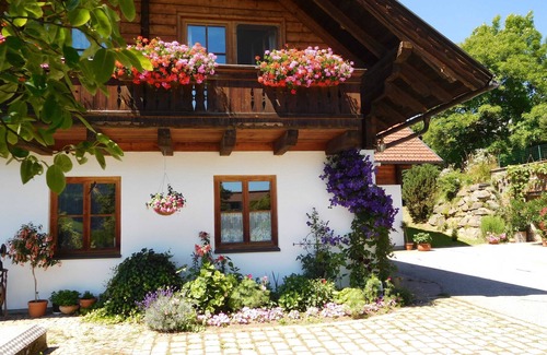 Verditz Apartment | Family-Friendly Ocean View at Bio - Appartements Bischof