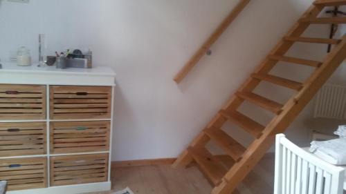 Herdwangen Schoenach Apartment | Top-Rated Ferienwohnung Bodensee Haus Franziskus Awaits