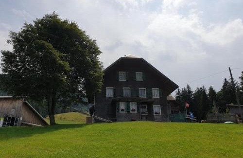 Schwarzenberg Apartment | Family-Friendly Retreat at Bio-Hof Brudersrüti