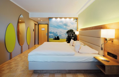 Zeulenroda-Triebes Hotel | Eco-Friendly Bio-Seehotel Zeulenroda with Spa & Pool
