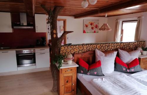 Soell Apartment | Family-Friendly Retreat at Biobauernhof Enting Söll