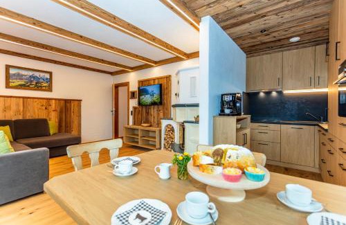 Fieberbrunn Apartment | Pet-Friendly Biobauernhof Mittermoos with Ocean Views
