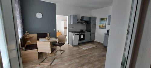 Jois Apartment | Pet-Friendly Retreat at Biohof Egrieder - Highly Rated Stay