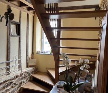 Argentre-du-Plessis House | Family-Friendly Biologite: Top Rated with Kitchen Amenities