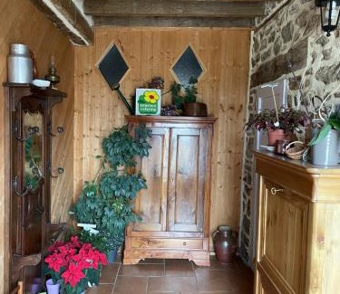 Argentre-du-Plessis House | Family-Friendly Biologite: Top Rated with Kitchen Amenities