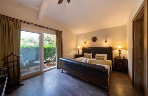 Urla Hotel | Discover Bir Dem Urla: Oceanfront Retreat with Pool