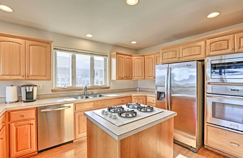 Birch Bay House | Ideal Birch Bay Waterfront Home with Ocean Views & Spa