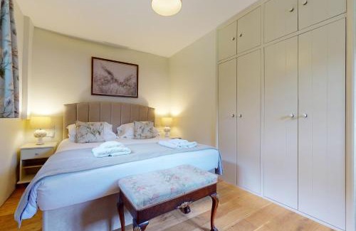 Simonsbath House | Welcoming Birch Cleave Stable in Scenic Simonsbath