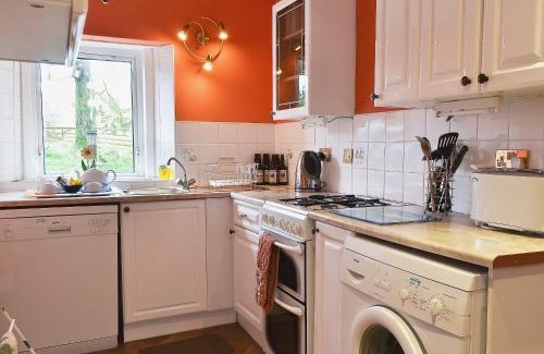 Newcastle-upon-Tyne House | Birch Cottage: Pet-Friendly Retreat with 9.3/10 Rating