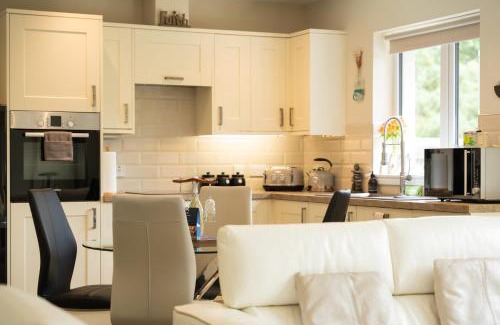 Banavie Apartment | Cozy Birch Hollow, Fort William with Ocean Views & Fire Pit