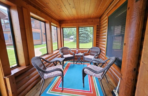 Cheboygan Cabin | Idyllic Log Cabin on Lake Huron - Guest Rated 9.8/10