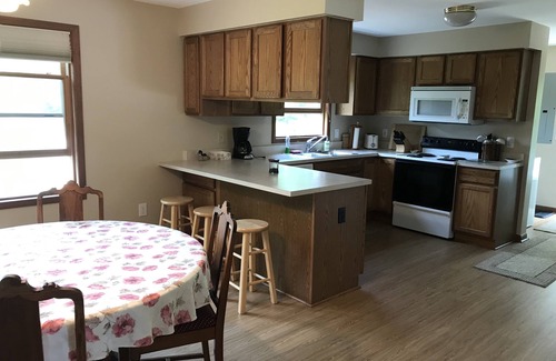 Lake Township Cottage | Idyllic Birch Point on Long Lake: Family-Friendly Retreat