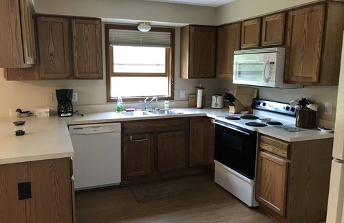 Lake Township Cottage | Idyllic Birch Point on Long Lake: Family-Friendly Retreat