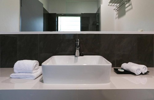 Port Douglas Hotel | Relaxing Birch Resort Port Douglas: Family-Friendly & Rated 9/10