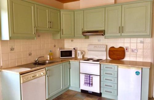 Westport House | Idyllic Birch Tree Cottage - Child Friendly with Great Reviews