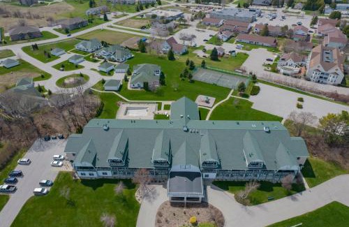 Sister Bay Hotel | Experience Birchwood Lodge: Oceanfront Retreat, Rated 8.9