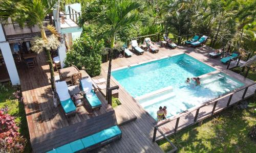 Bocas del Toro Hotel | Relax at Bird Island Bungalows with Oceanfront Views