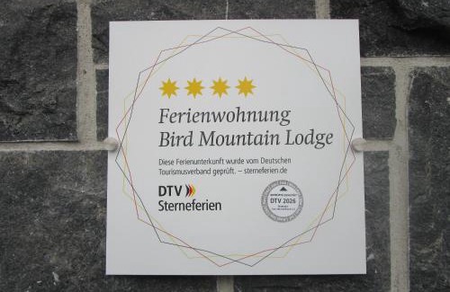 Grebenhain Apartment | Bird Mountain Lodge: Oceanfront Escape with Breakfast Included