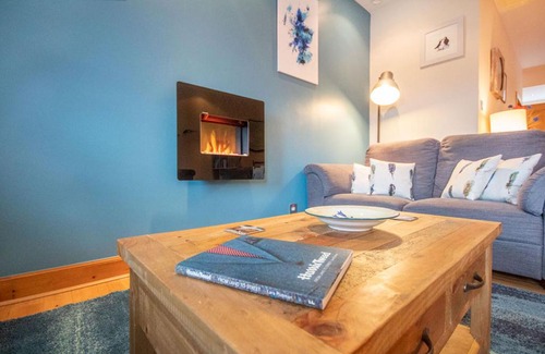 Dornoch Apartment | Bird's Eye View: Family-Friendly 4-Star Retreat with Top Ratings