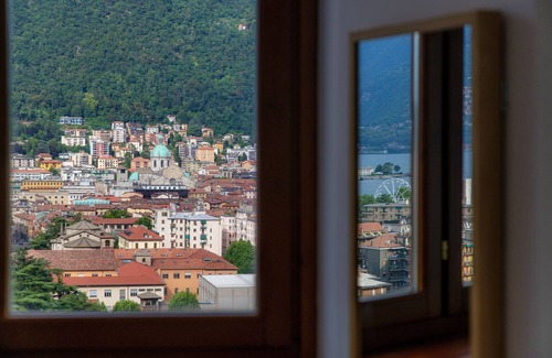 Como Apartment | Bird's Eye View: Enjoy Breakfast in a Family-Friendly Escape