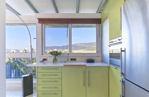 Pangrati Apartment | Bird´s-eye View of Athens