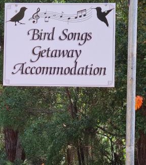 Cabbage Tree Creek House | Serene Bird Songs Getaway with Inviting Kitchen Amenities