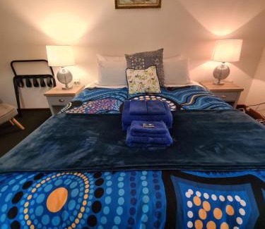 Cabbage Tree Creek House | Serene Bird Songs Getaway with Inviting Kitchen Amenities