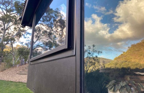 Horsnell Gully House | Experience Bird - the Enchanting Tiny House in the Trees