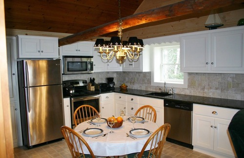 Milbridge House | Tranquil Bayfront Retreat for Bird Lovers & Families