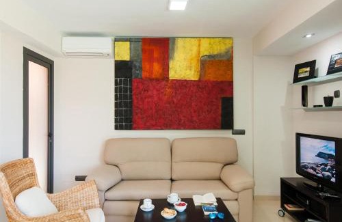 Salobre Villa | Oceanfront Family Retreat at Birdie 13 by VillaGranCanaria