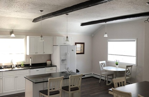 Westfield Apartment | Birds' Eye Retreat: Walk to Dining with Pool and Spa