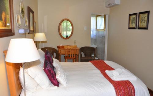 uMlalazi Bed & Breakfast | Enchanting Birds of Paradise B&B with Pool & Breakfast