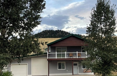Helena House | Birdseye View: Guest Rated 10/10 with Spa & Breakfast