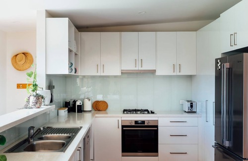 St. Andrews Beach House | Indulge at Birdsong Hideaway - St Andrews Beach Retreat