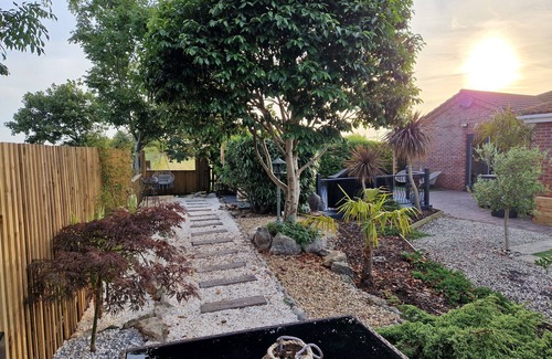 Mablethorpe House | Birdsong Lodge: Pet-Friendly Retreat with Top Guest Ratings