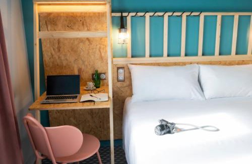 Sainte Marie - Saint Leon Hotel | Pet-Friendly Birgit Hôtel Le Havre Centre with Great Amenities