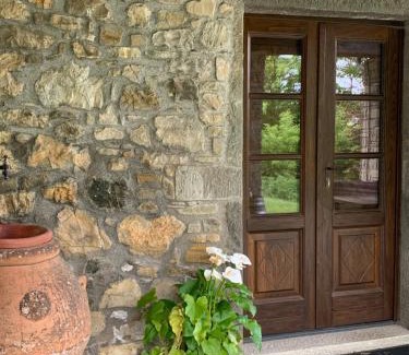 Camporgiano Bed & Breakfast | Top-Rated Birillina Guest House: Family & Pet Friendly Stay