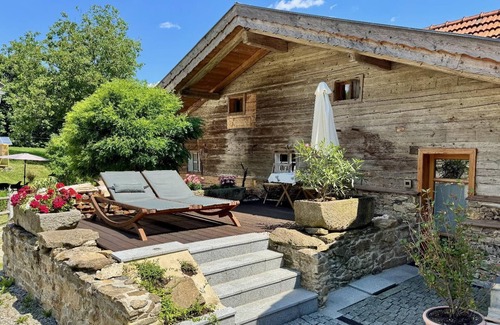 Patersdorf Apartment | Birkenlaub Apartment: Private Sauna & Balcony Relaxation
