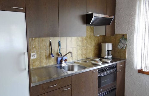 Engelberg Apartment | Cozy Birkenstrasse 70/2: Spa, Kitchen & Great Reviews!