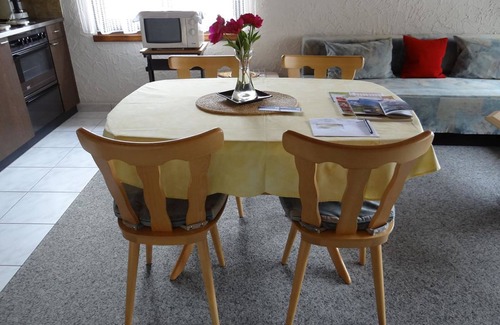 Engelberg Apartment | Cozy Birkenstrasse 70/2: Spa, Kitchen & Great Reviews!