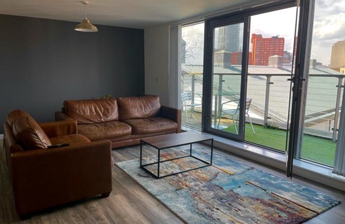 The Westside Apartment | Discover Birmingham's Premier Pet-Friendly Apartment Retreat