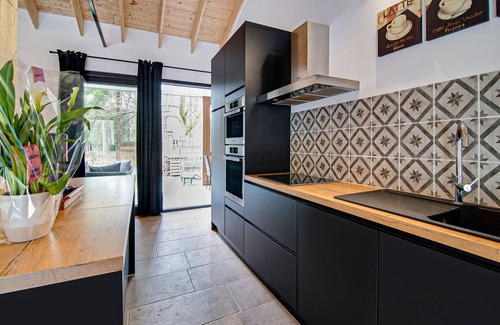 Biron Ski Chalet | Experience Relaxation at Biron's Holiday Home with Hot Tub