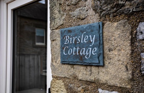 Edlingham House | Pet-Friendly Birsley Cottage - Rated 9/10 by Guests
