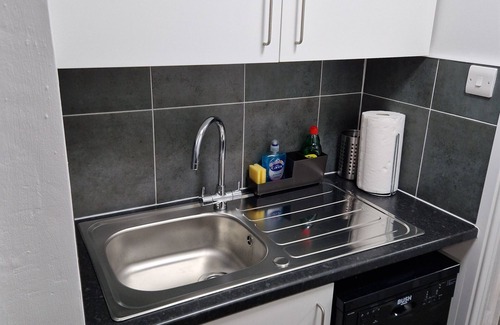 Birtley Apartment | Inviting Birtley's Amethyst: Family-Friendly 3 Bedroom Apt